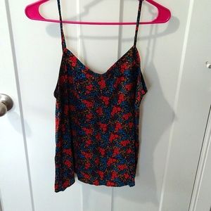 Floral Gap Tank Top